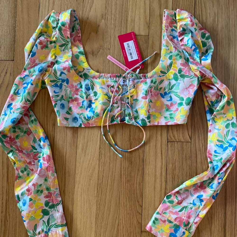 NWT Beginning boutique nadia top